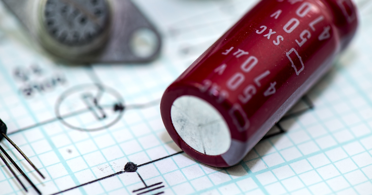 コンデンサー コンデンサー